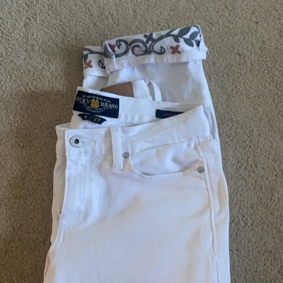 🍀Lucky Brand white sweet crop denim jeans - Picture 15 of 15